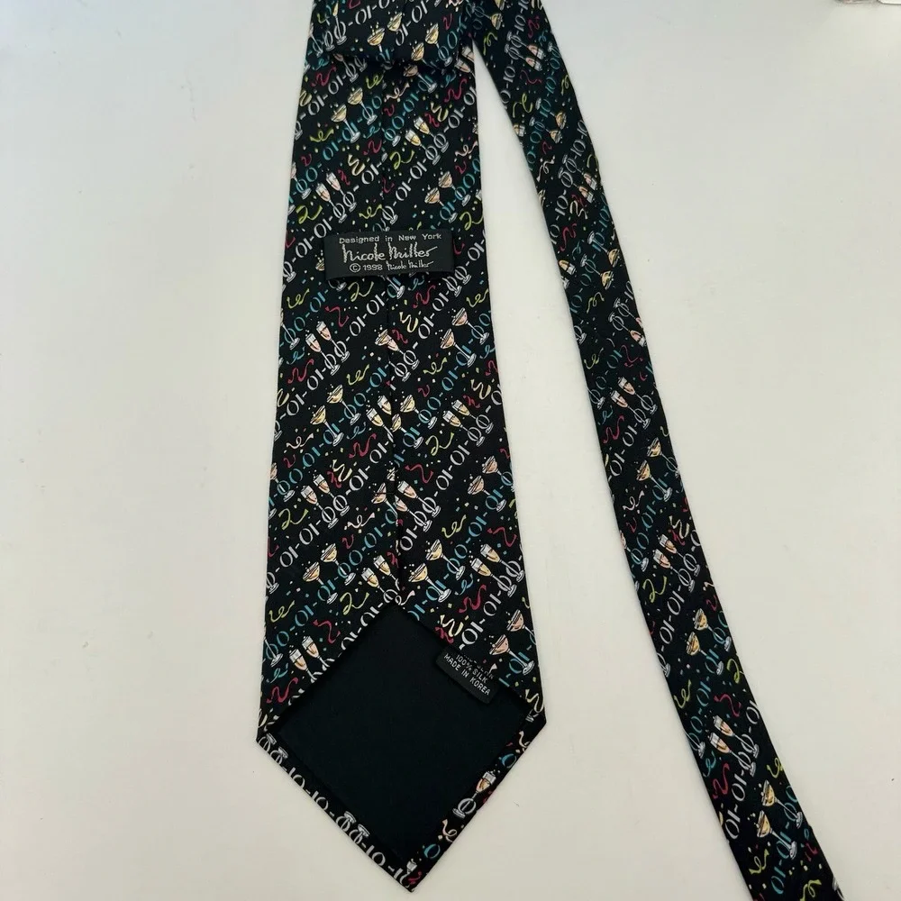 100% Silk Nicole Miller NEW YEARS EVE Champagne‎ Confetti Celebrations Tie 2026